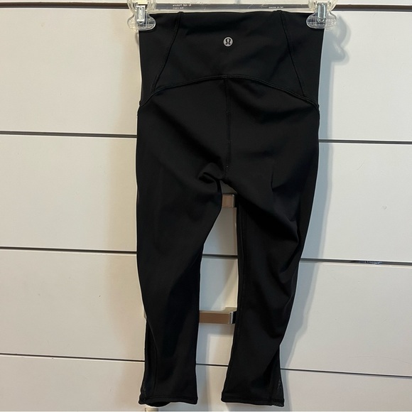 Lululemon Train Times Crop Leggings 17" - Picture 3 of 7